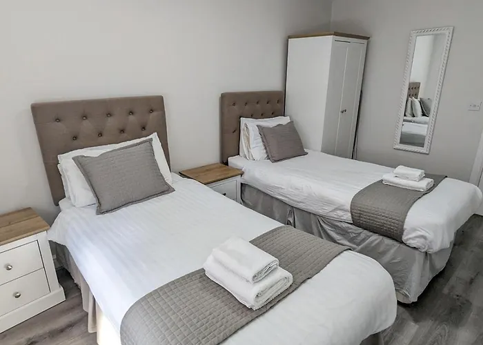 Cocoon @ International Inn + Apartments
