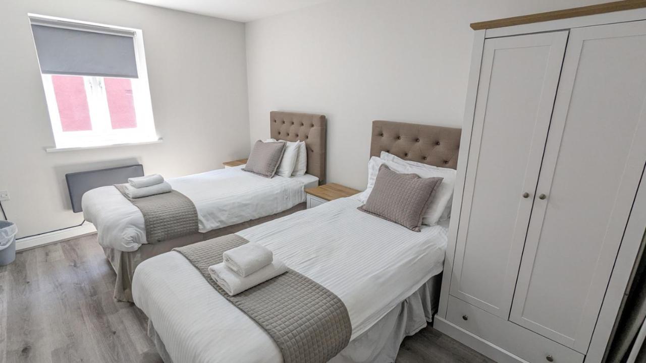 Hotel Cocoon @ International + Liverpool