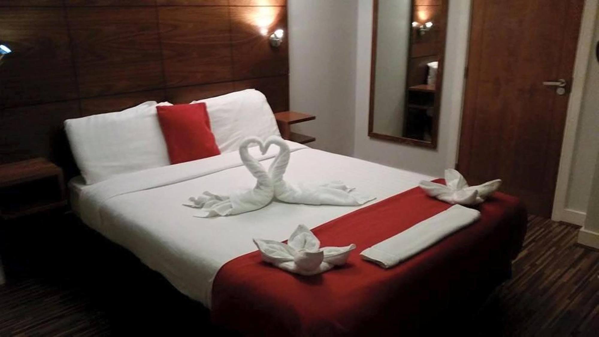Cocoon @ International + 3*